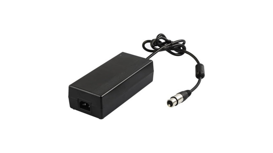 SWIT S-2630 Adaptor – захранващ адаптер 15 V, 10 A, 150 W, 4-pin XLR (прав)